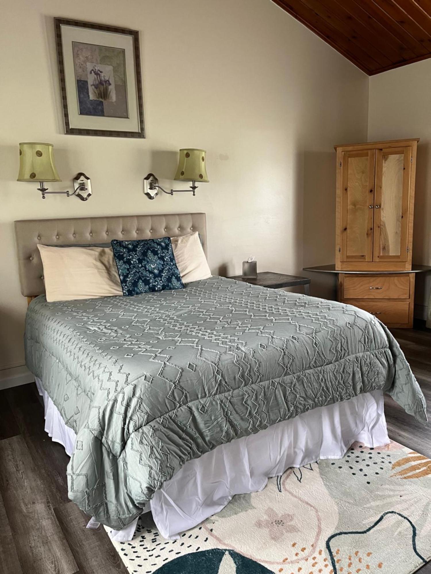 Vinehurst & Inn 2*